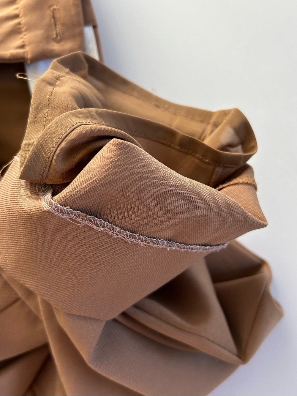 MM. LAFLEUR The Mejia Pant - Washable Wool Twill in Camel Saddle - Picture 12 of 15